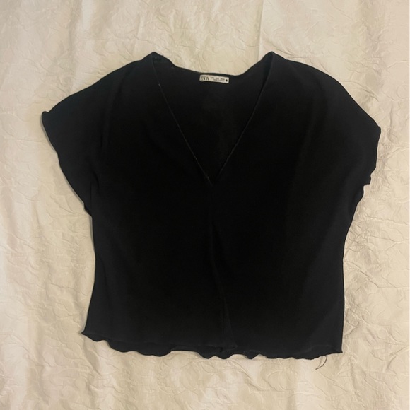 Zara Black V Neck T-Shirt - Picture 2 of 3